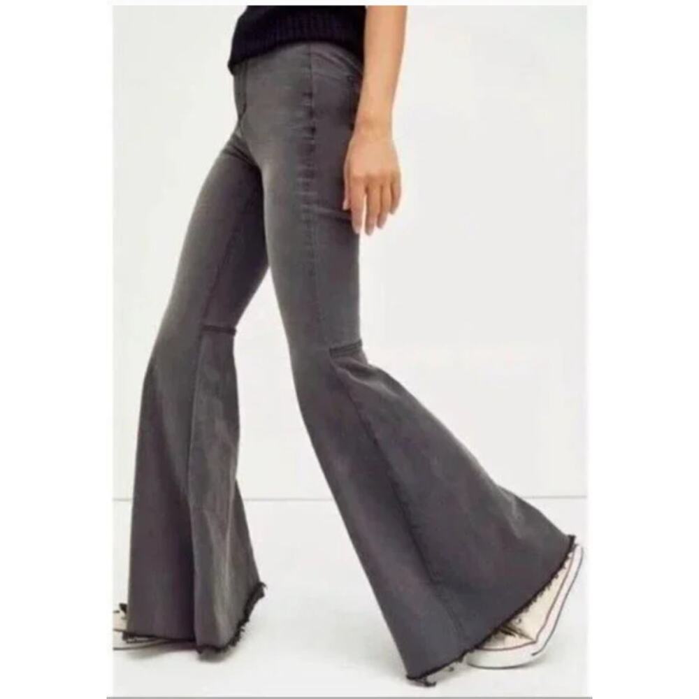 Free People Jeans Womens Size 27 Just Float On Washed Grey Stretch Mega‎ Flare